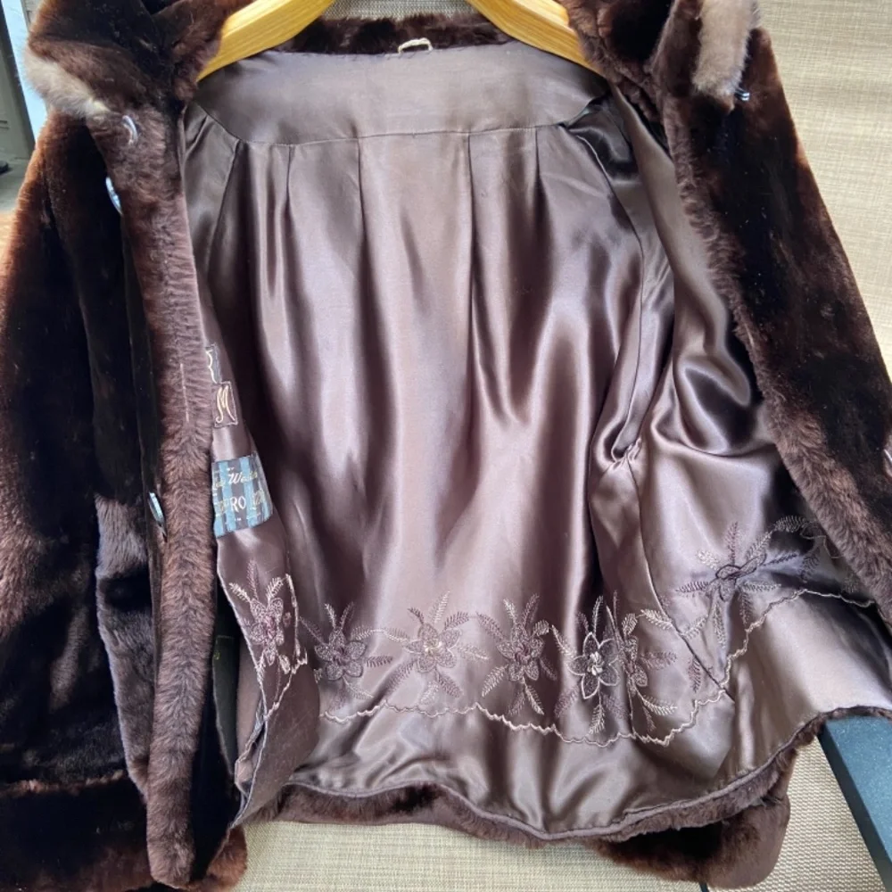 Fur jacket - Picture 5 of 6